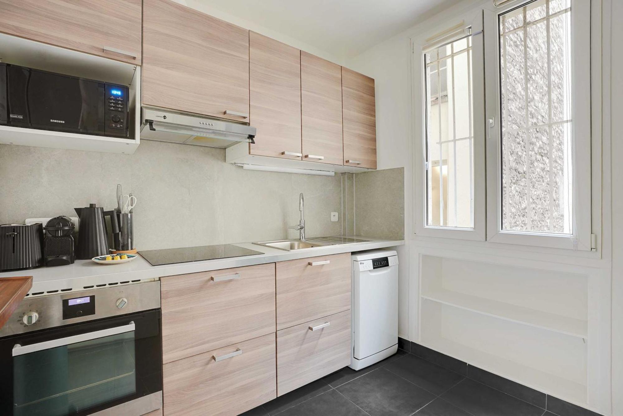 Modern - 2bdr 6p - 14e Apartment