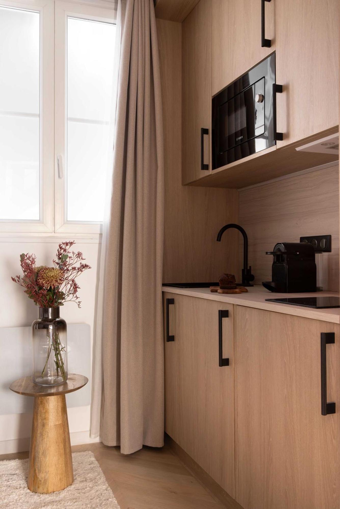 Elegant Apartment- 2br-6p- Le Marais Paris