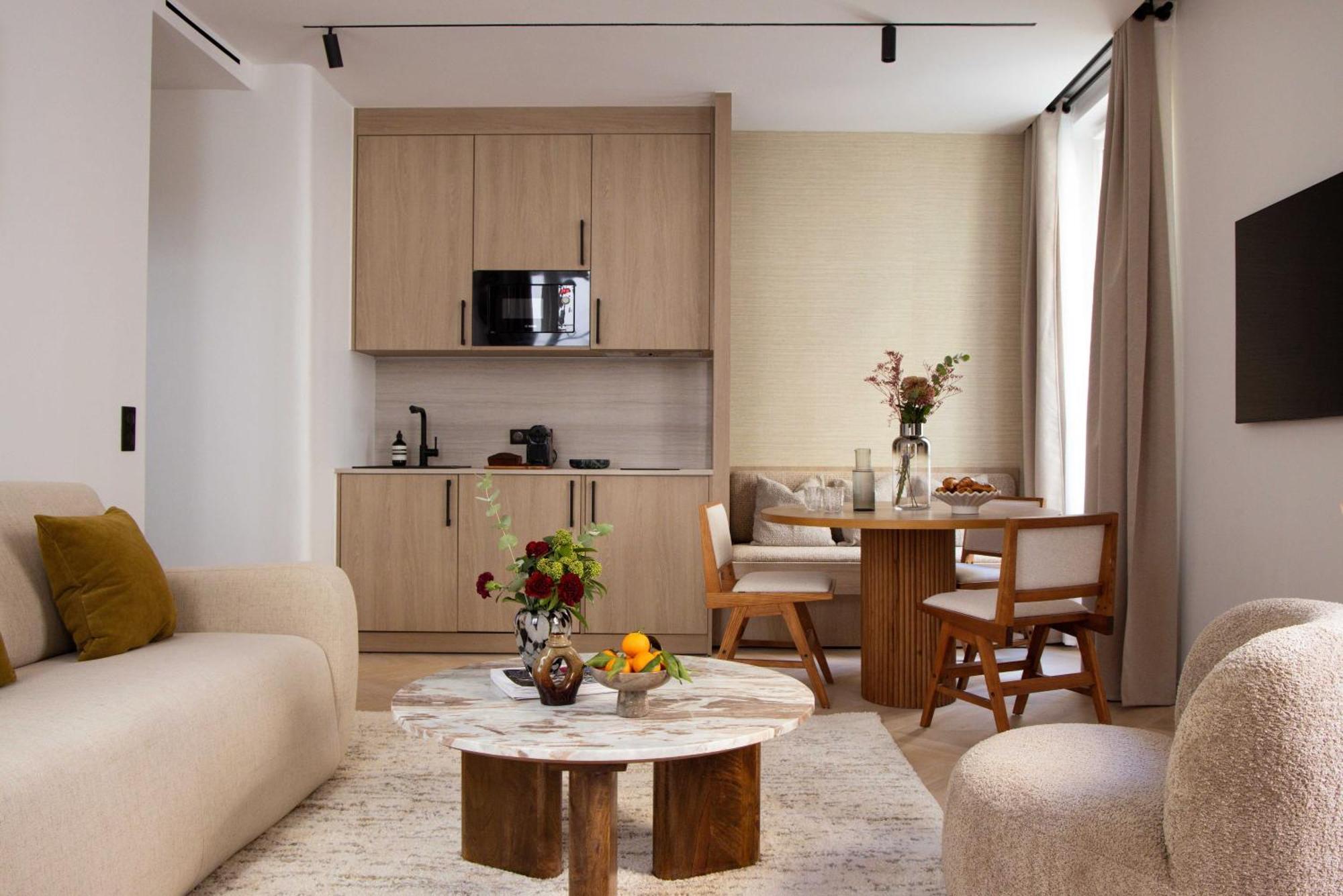 Elegant Apartment- 2br-6p- Le Marais Apartment *