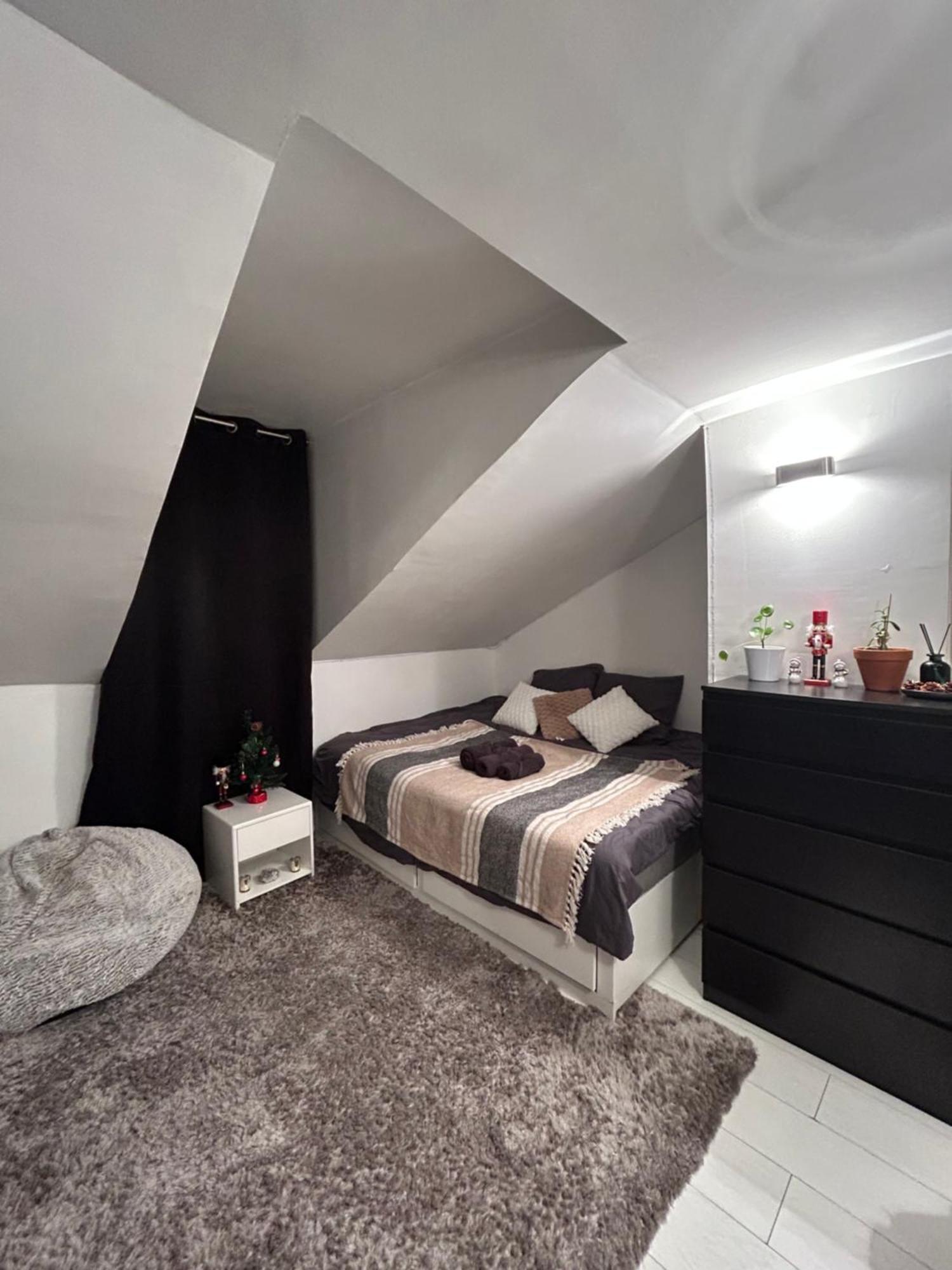 Fully Equipped Studette, 14ieme Apartment *