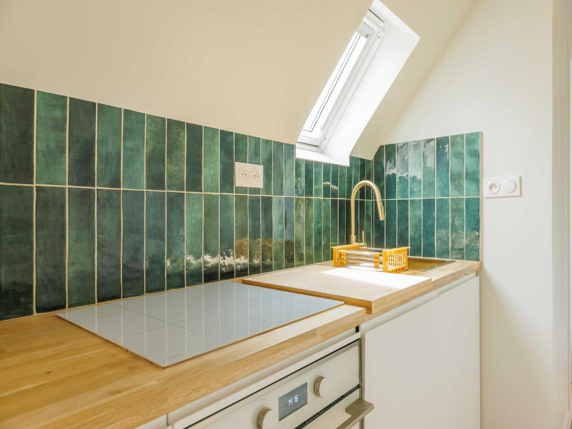 Superb 2bdr 6p Porte De Champerret Apartment