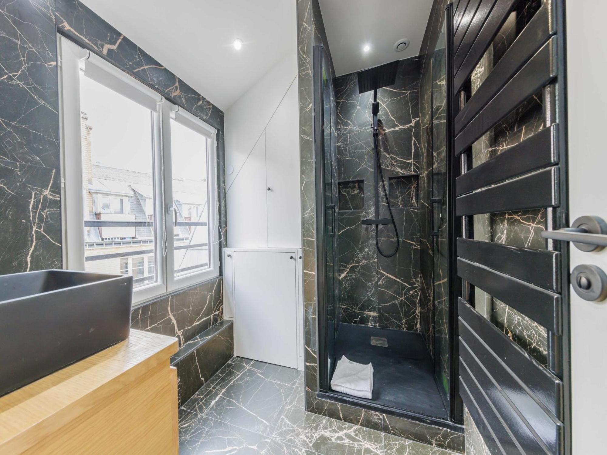 Apartment Superb 2bdr 6p Porte De Champerret
