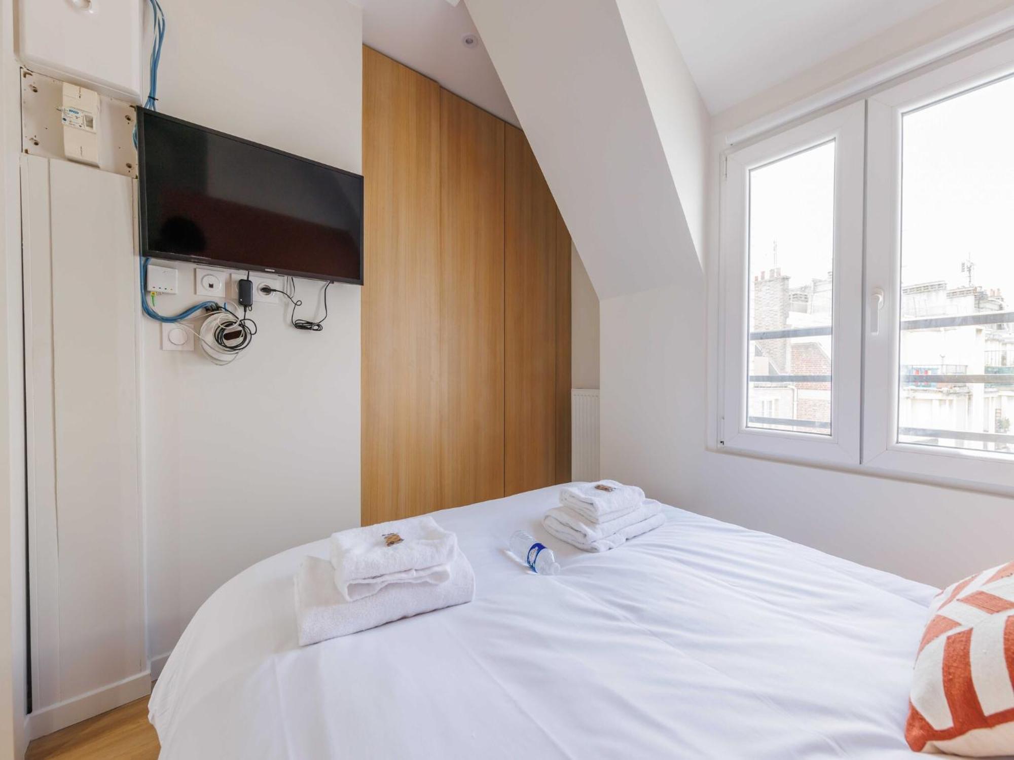 Superb 2bdr 6p Porte De Champerret Paris