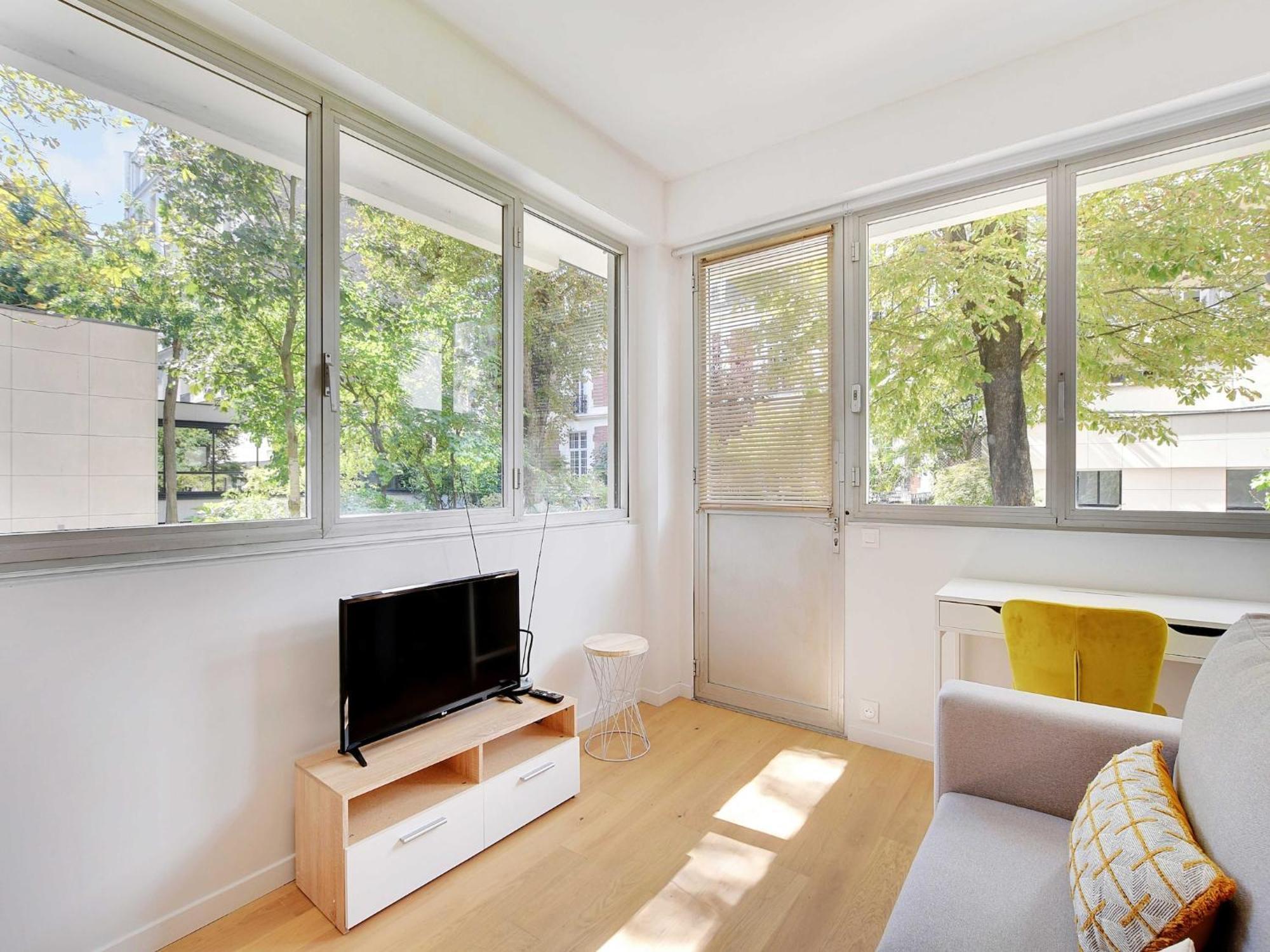 Apartment Quiet - Victor Hugo Dauphine - Mobility Lease