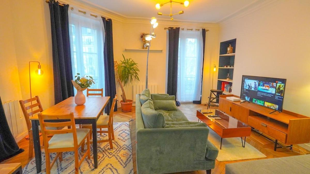 Apartment 06 Grand Flat Moulin Rouge Paris