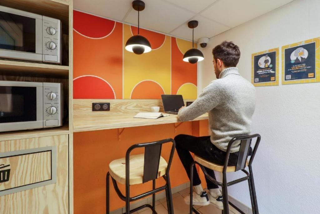 Eiffel Citea Dayroom Espace Sans Nuitee Et Partagee Chatillon Nuitee -- Repos Journee Ou Espace Travail 8-19h Proche Tour Eiffel Ou Usage Bureau A L'heure En Journee -- Nuitee Chatillon Avenue * Paris