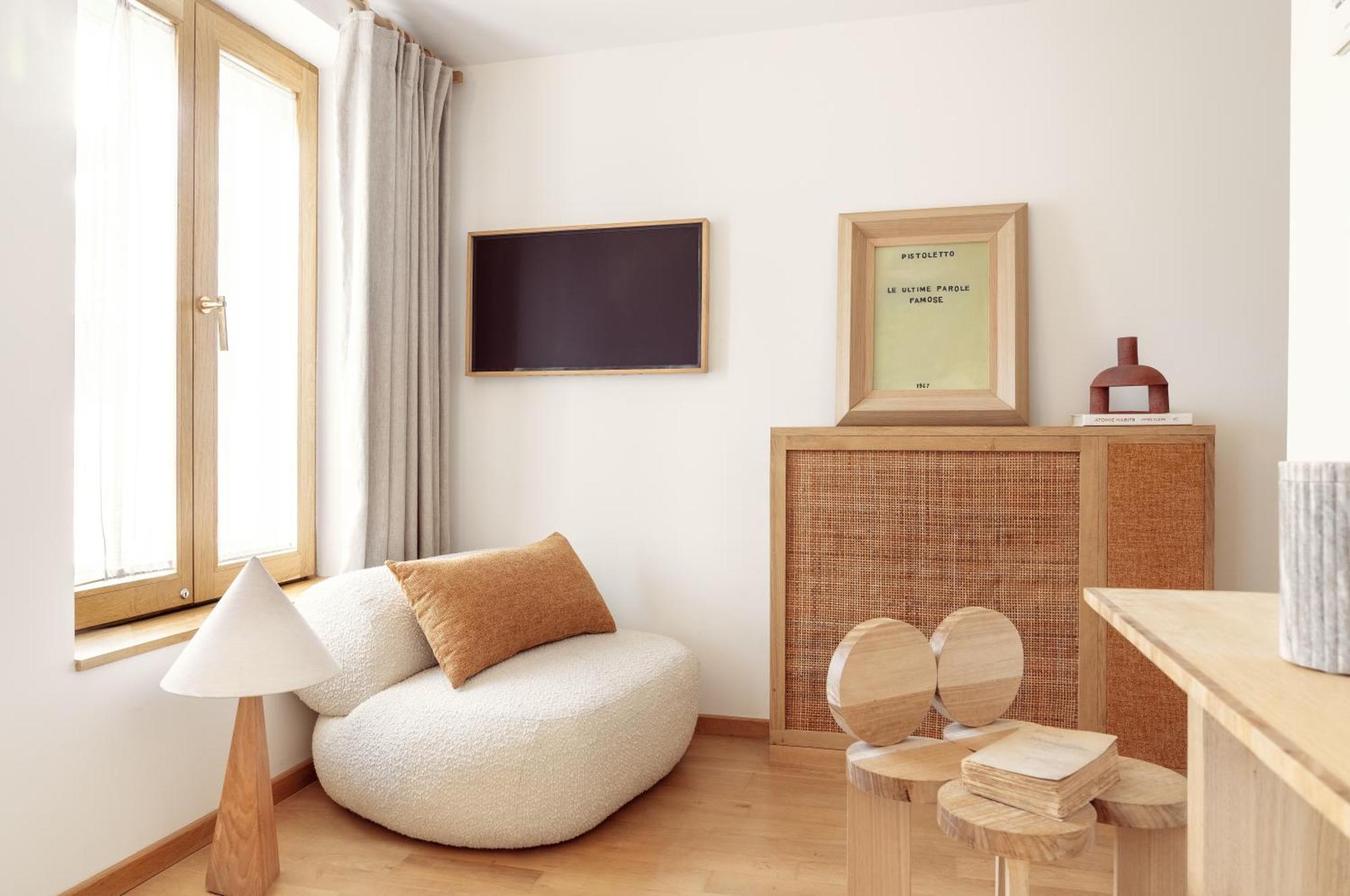 Hotel Elysee Montmartre 4*