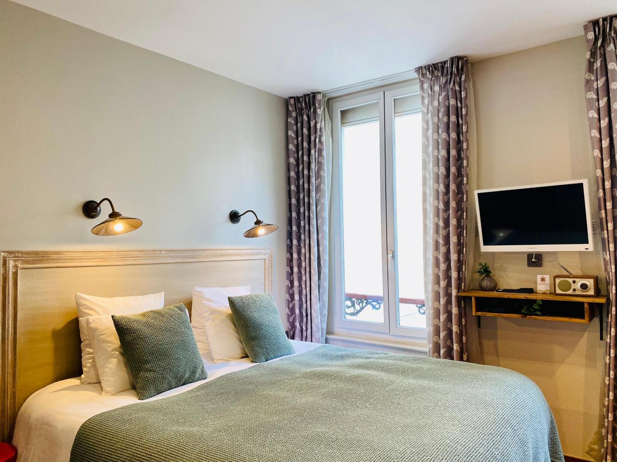Camparis - - D'hotes Couette-café