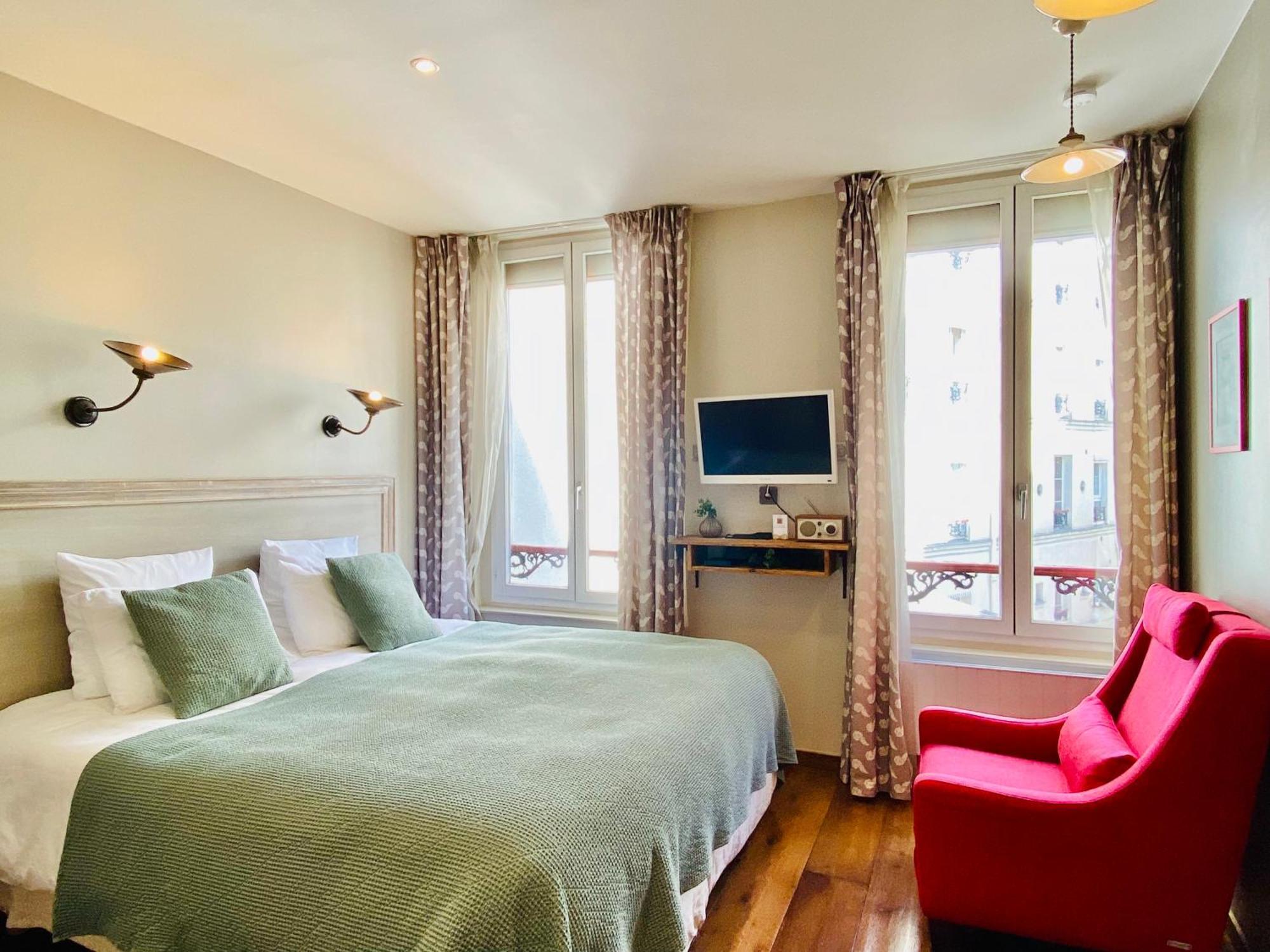 Camparis - - D'hotes Couette-café