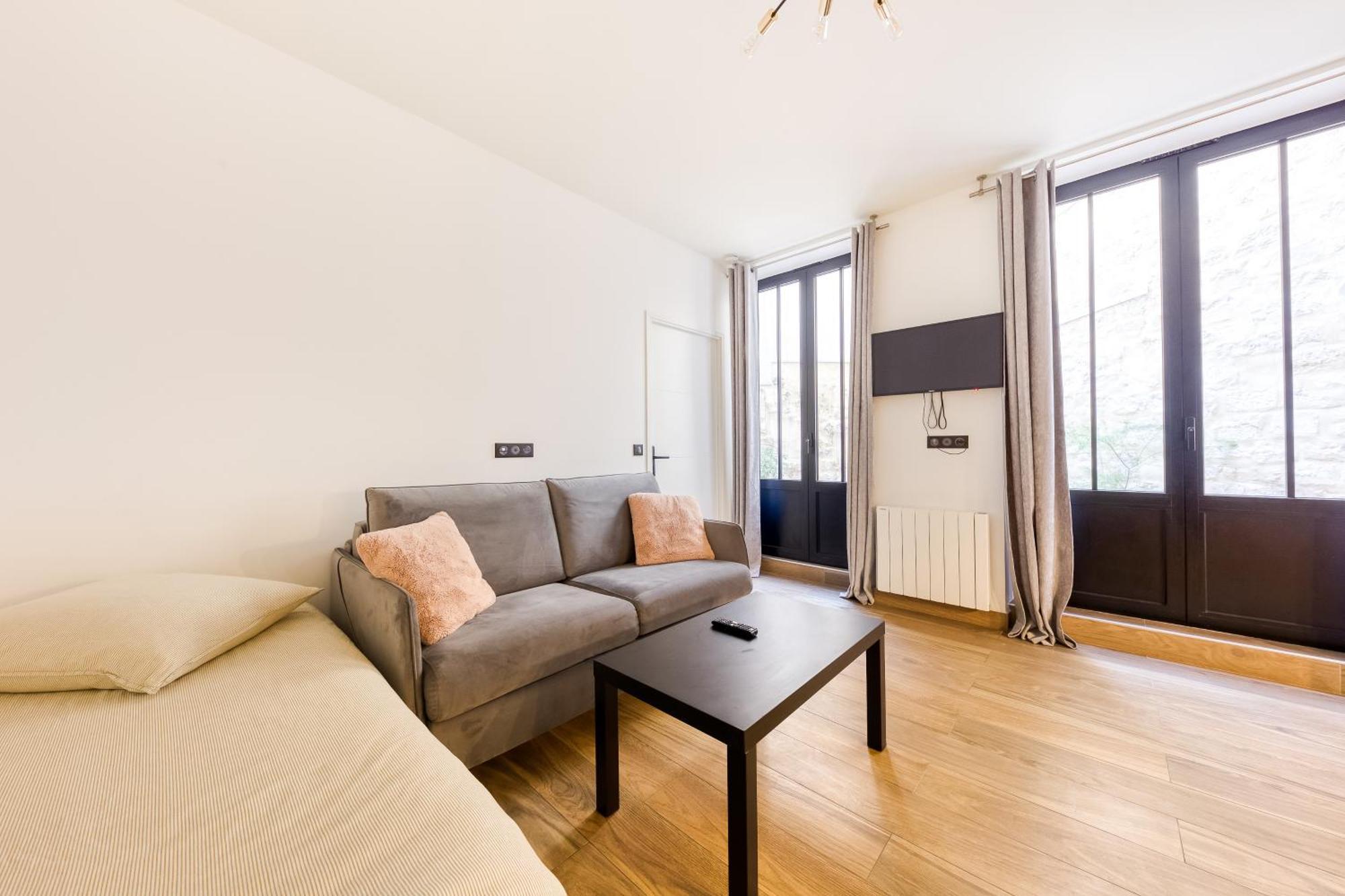 Apartment Le Charme De Montmartre - Patio Prive-sacre-coeur - Parking Gratuit - Metro Anvers