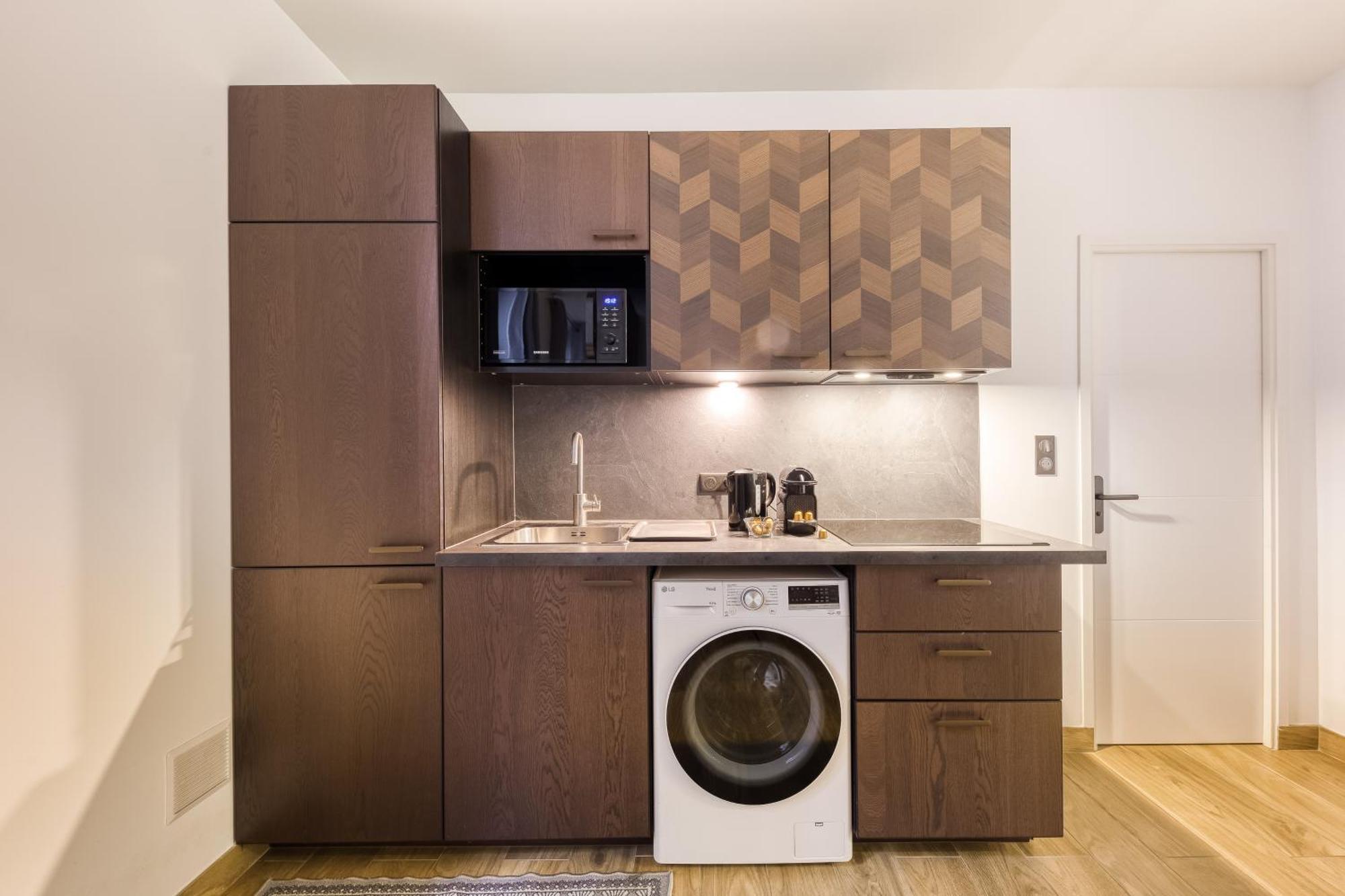 Apartment Le Charme De Montmartre - Patio Prive-sacre-coeur - Parking Gratuit - Metro Anvers Paris
