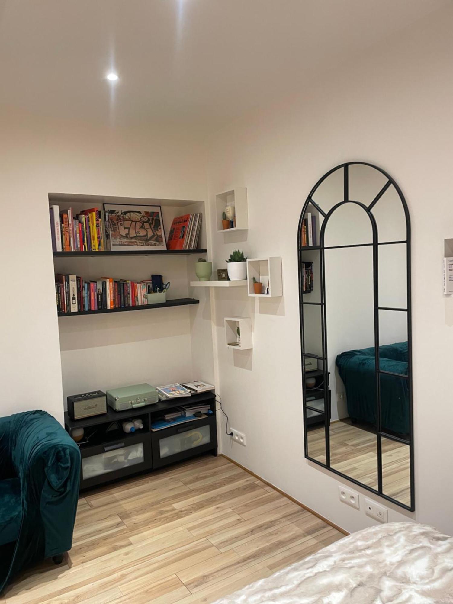 Superbe Montmartre, Rue Des Abbesses Apartment *
