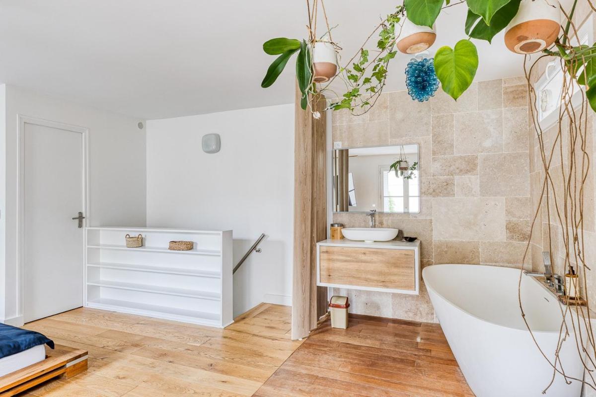 Apartment Parisian Loft & Secret Garden Paris
