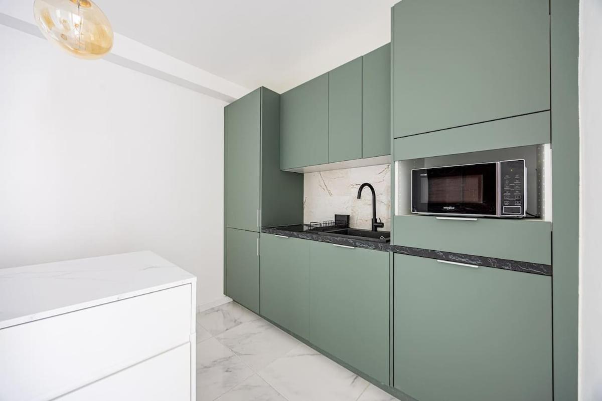 3 Bedroom #3sdb#champ De Mars# Eiffel Tower *