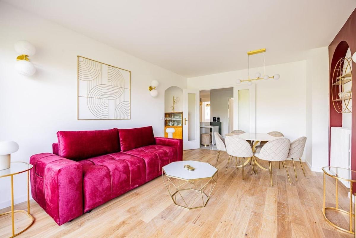 3 Bedroom #3sdb#champ De Mars# Eiffel Tower Apartment