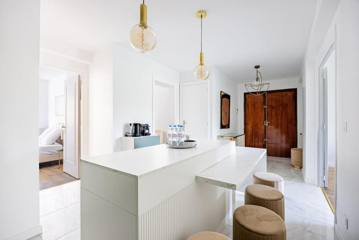 3 Bedroom #3sdb#champ De Mars# Eiffel Tower *