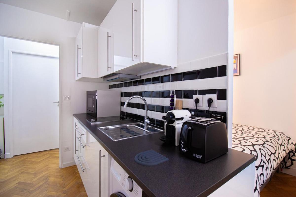 Stylish Escape In The Vibrant 11th Arrondissement *