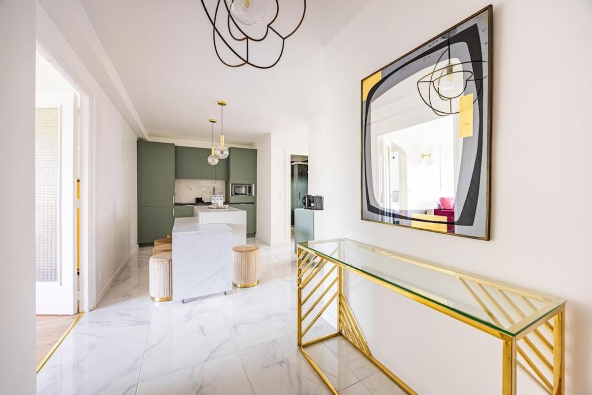 3 Bedroom #3sdb#champ De Mars# Eiffel Tower Apartment