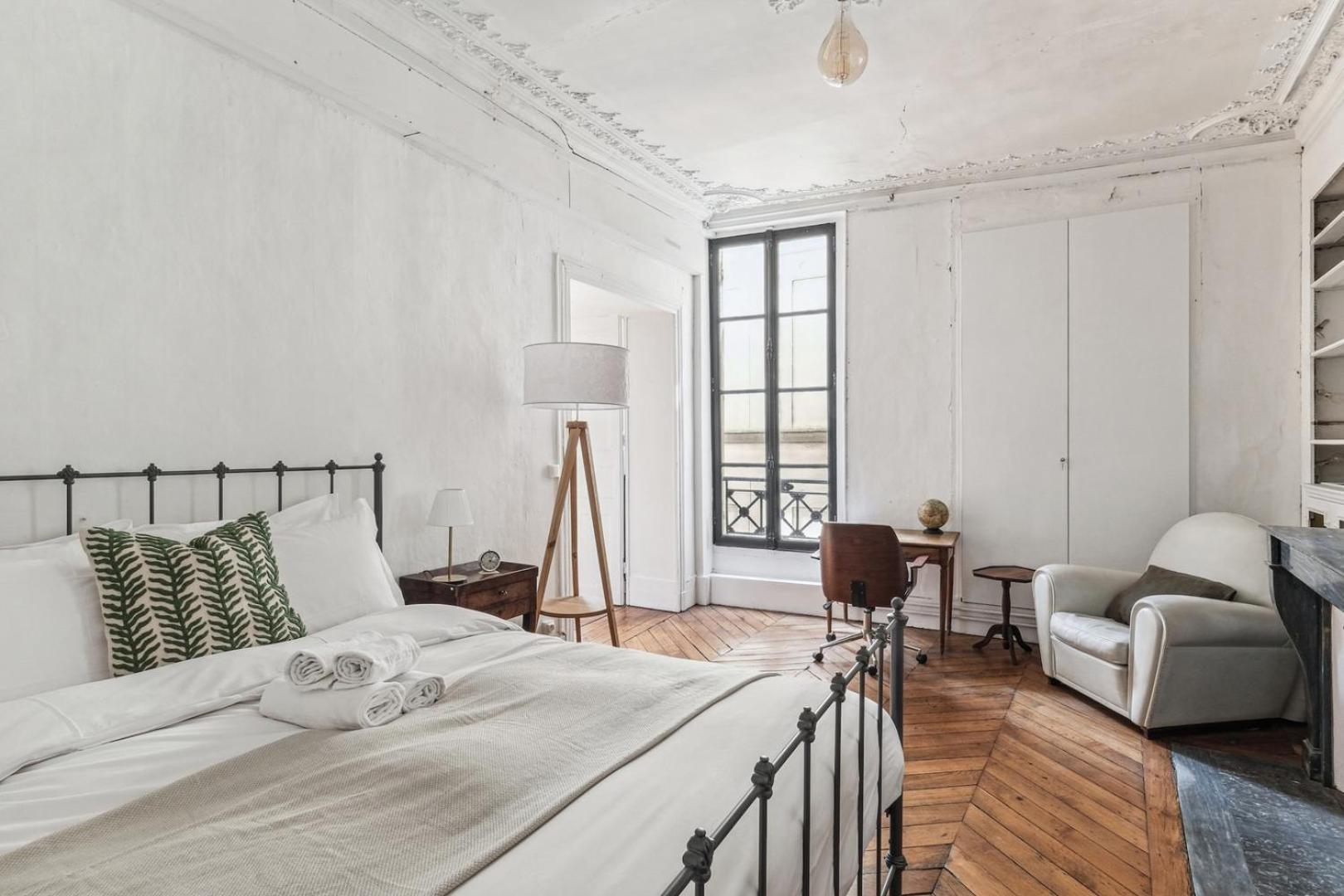 Bnbnook - Luxury 4br 2ba - De & Louvre * Paris