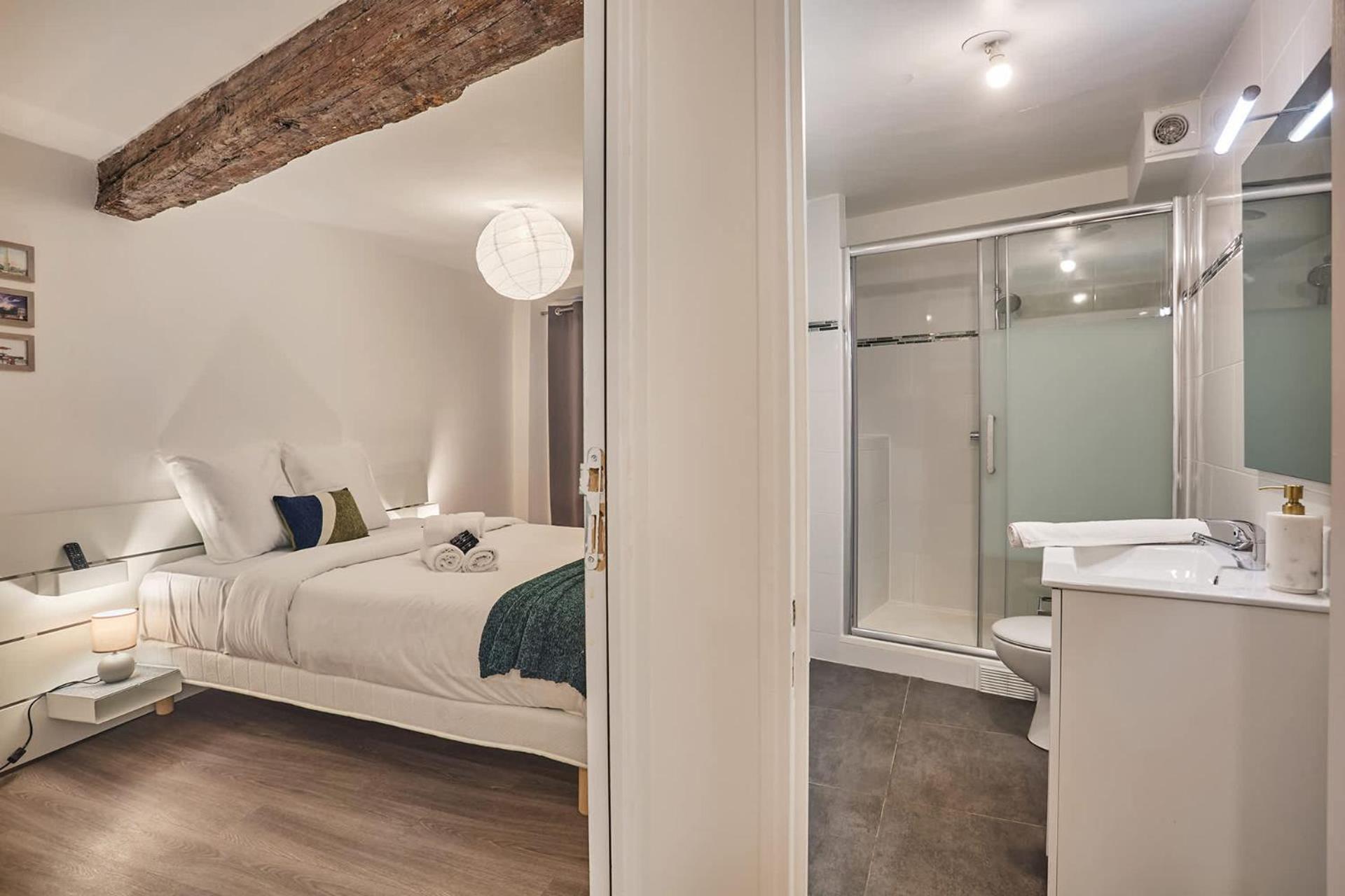 Superb In The Center Of By Stusioprestige Apartment Paris