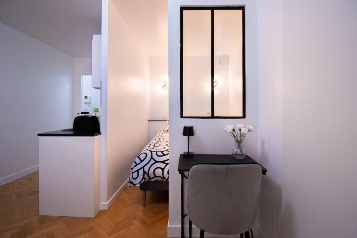 Stylish Escape In The Vibrant 11th Arrondissement Paris