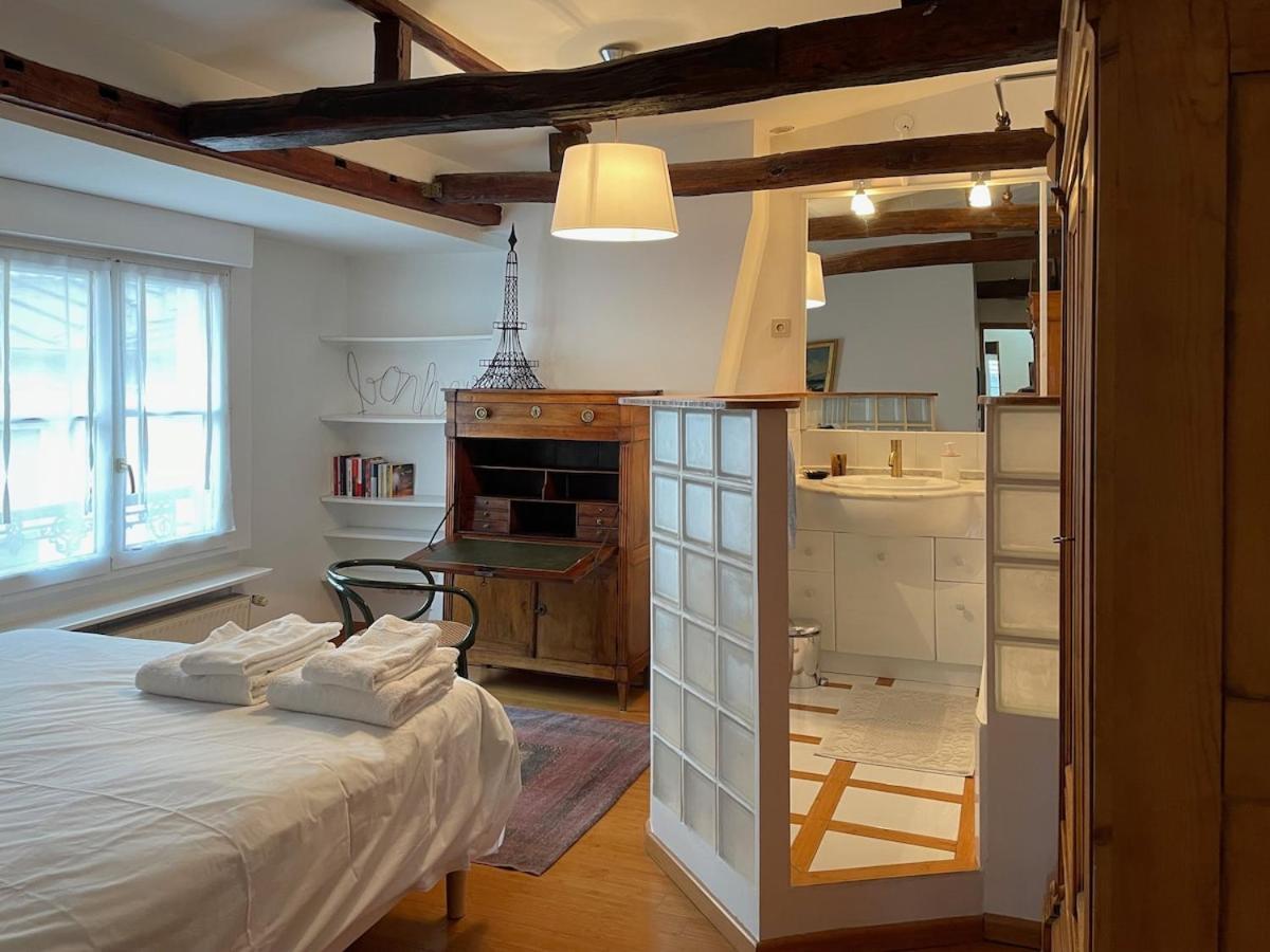 Odeon 1 Bedroom, Ac, Lift, Terrace, Garage