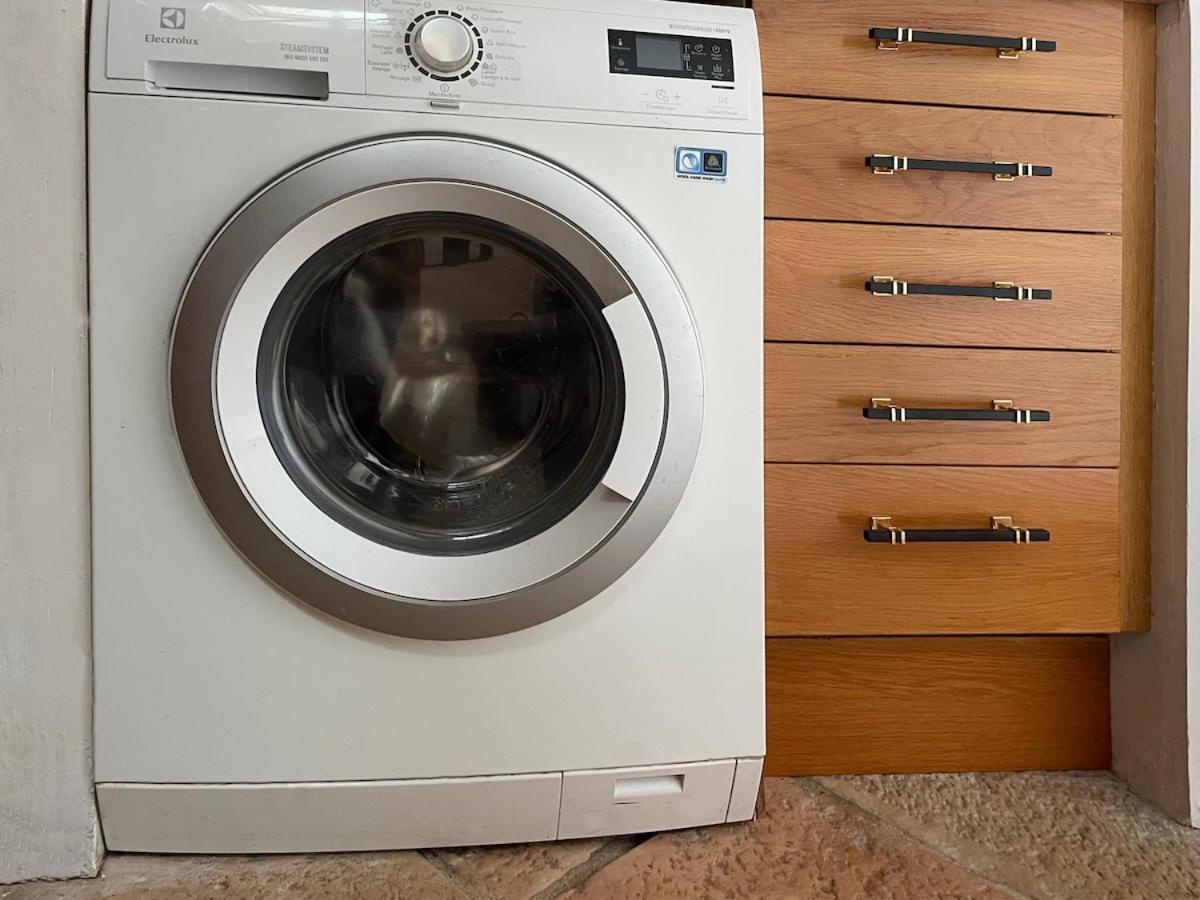 Odeon 1 Bedroom, Ac, Lift, Terrace, Garage *