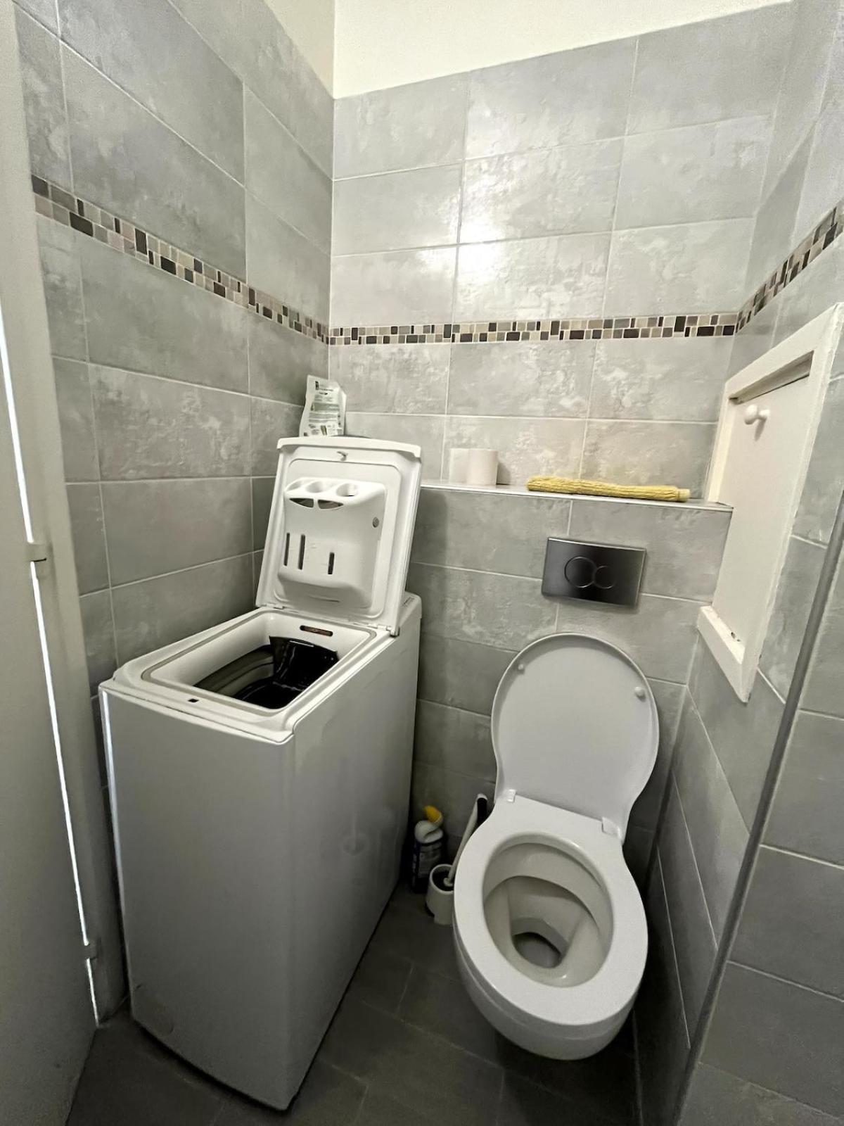 Apartment 28 Square Meters, Near Eiffel Tower *