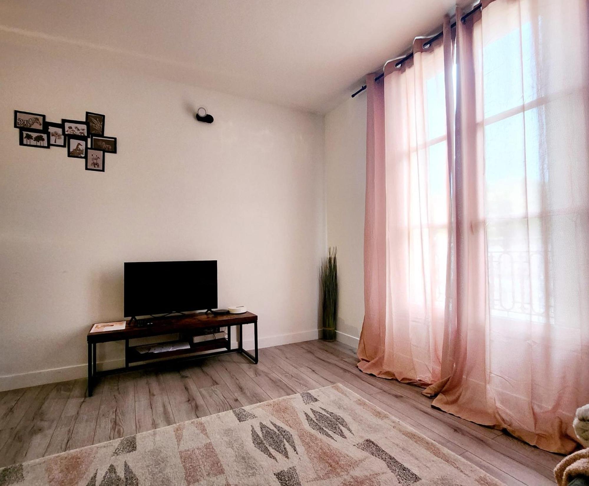 Le Rose De La Gare Apartamento