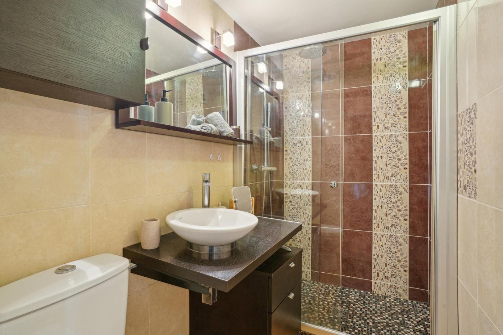 Bnbnook - Cozy In Historic Le Marais Apartment *