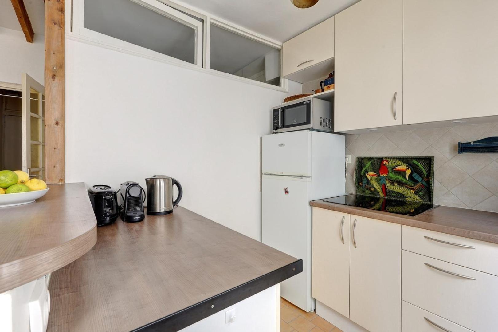 Bnbnook - Chic 1br - Champ De Mars & Eiffel Tower Apartment *