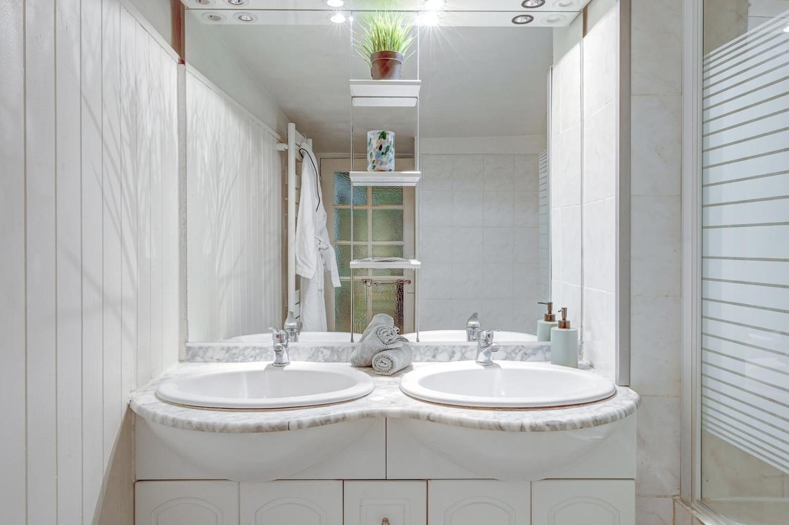 Bnbnook - Stylish 2br - Ile St-louis - Notre-dame * Paris