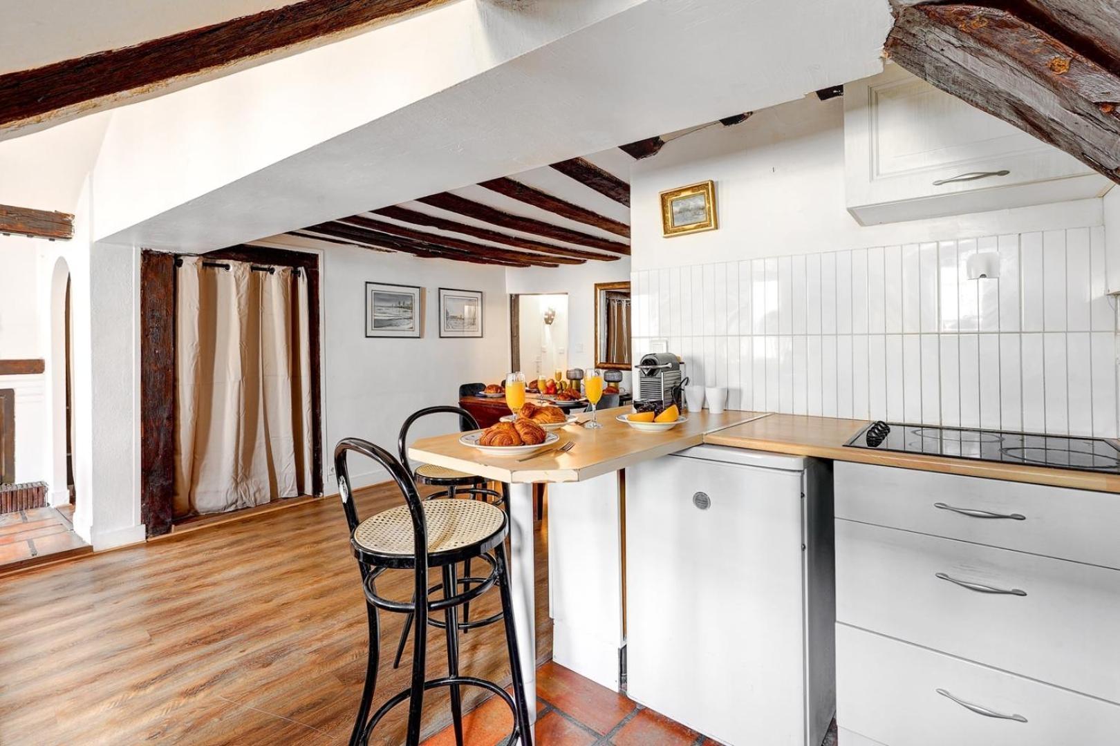 Bnbnook - Stylish 2br - Ile St-louis - Notre-dame