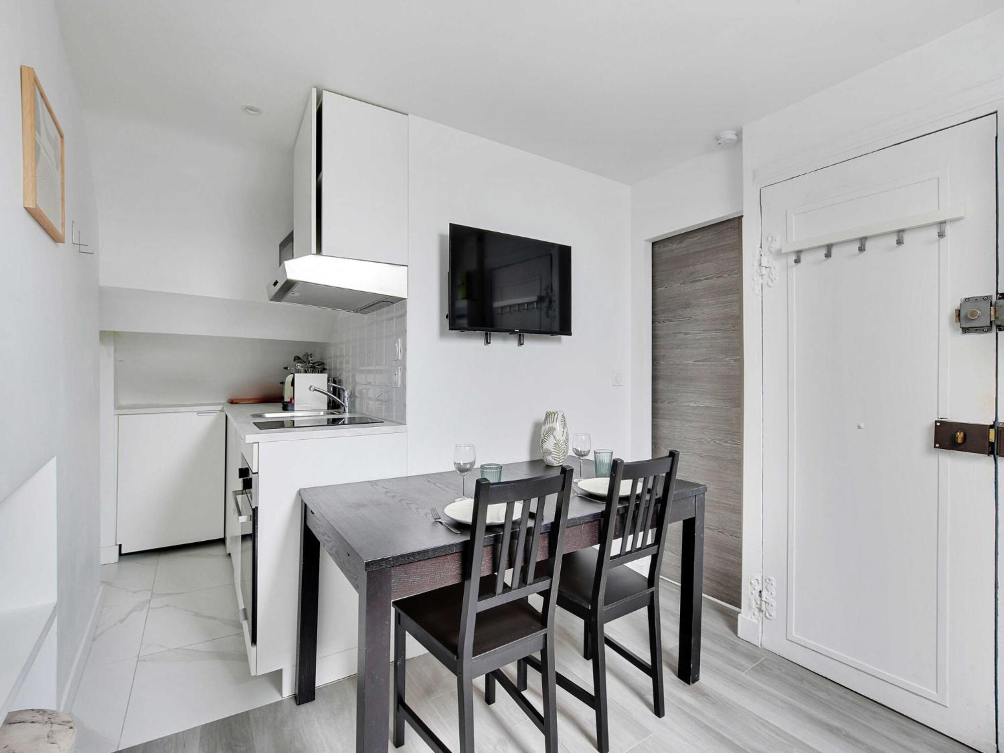 Apartment In The Heart Of - Rivoli - Mobility Lease