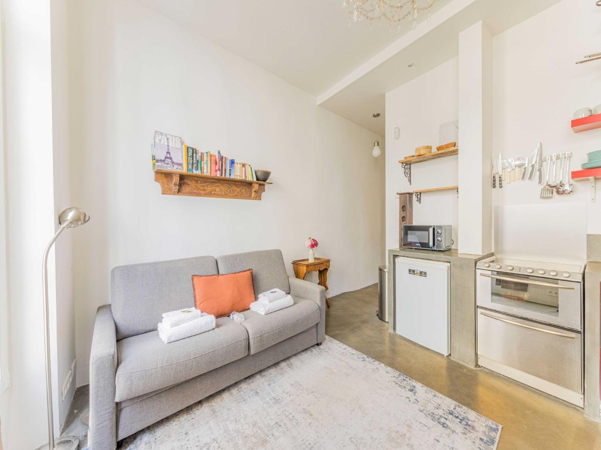 Charming - Sentier - Mobility Lease Apartment *