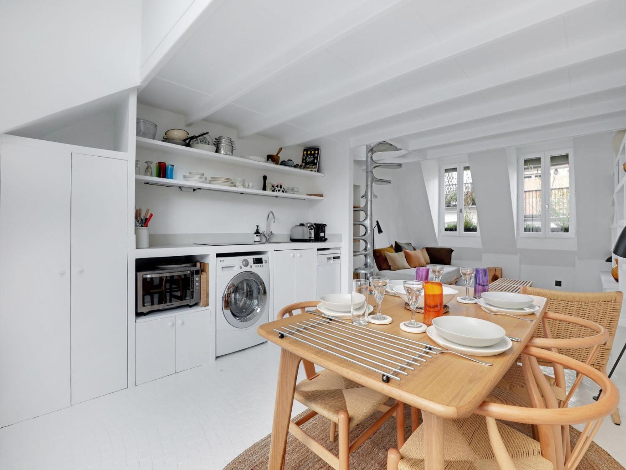 Cosy And Atypical Marais Balcony - 1 Bdr 2 P * Paris