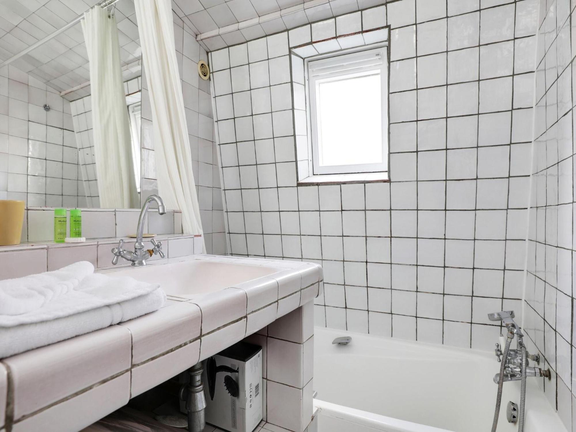 Cosy And Atypical Marais Balcony - 1 Bdr 2 P * Paris