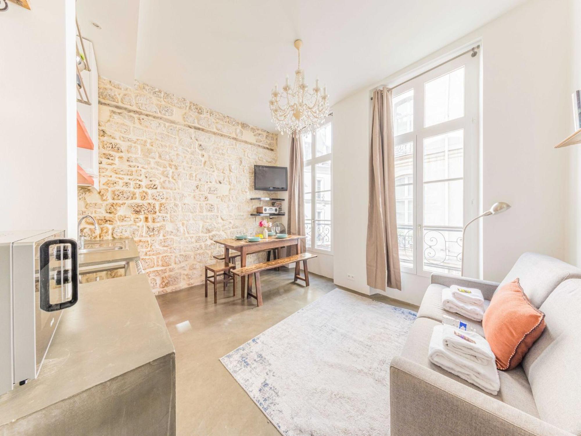 Apartment Charming - Sentier - Mobility Lease *