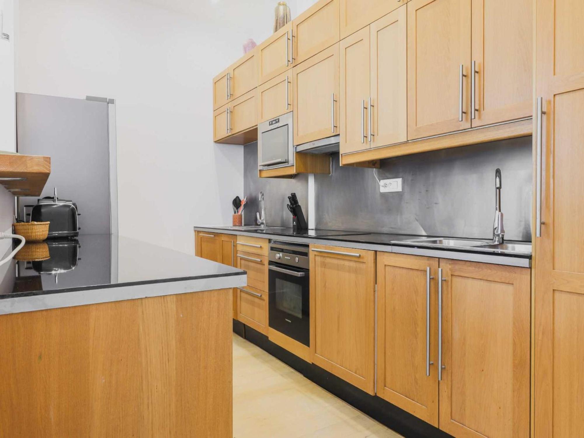 Apartment Peaceful Flat - 2bd 9p - Passy Tour Eiffel *