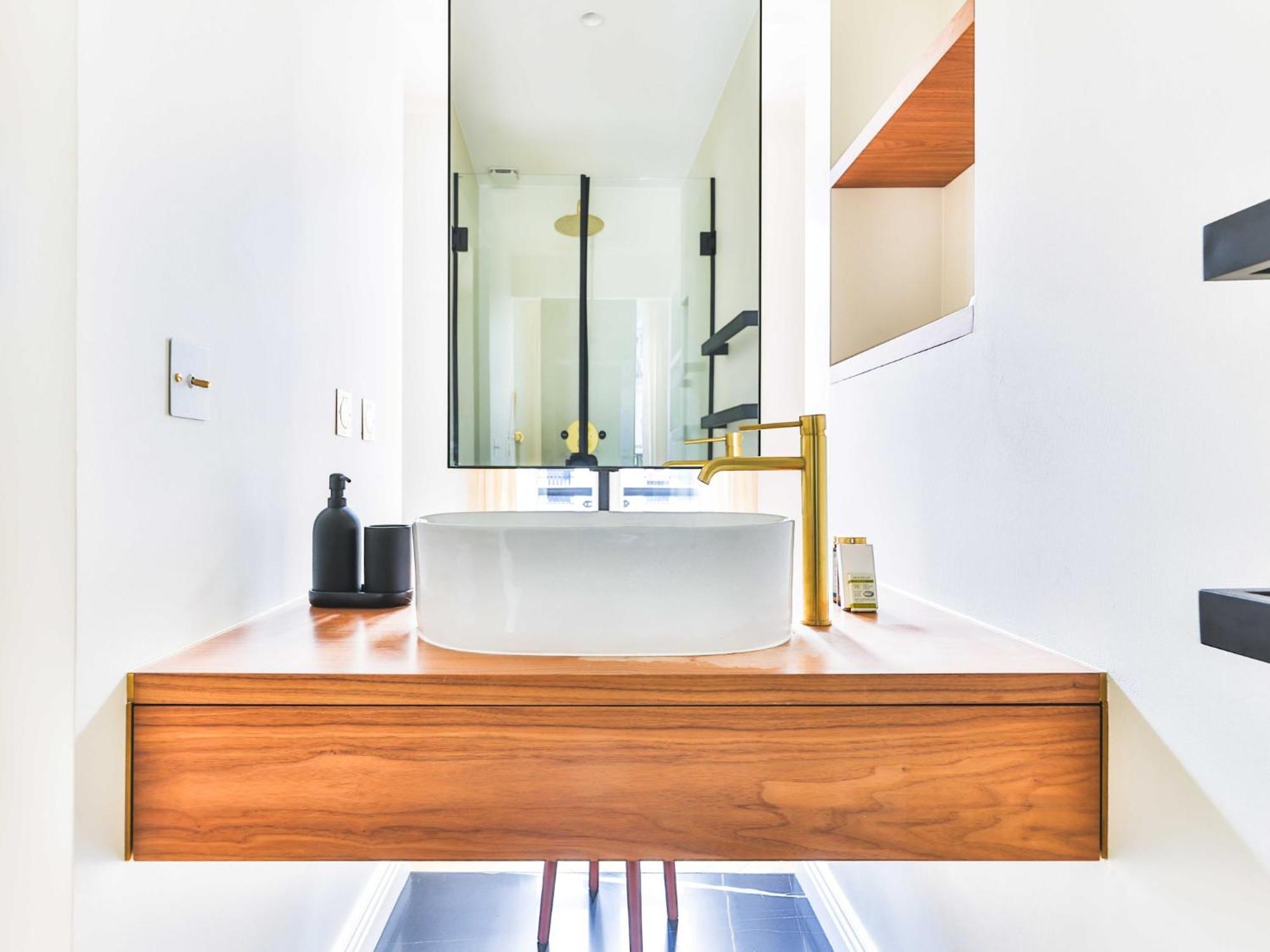 Beautiful Modern 3 Bdr 6p C Ur De Apartment Paris
