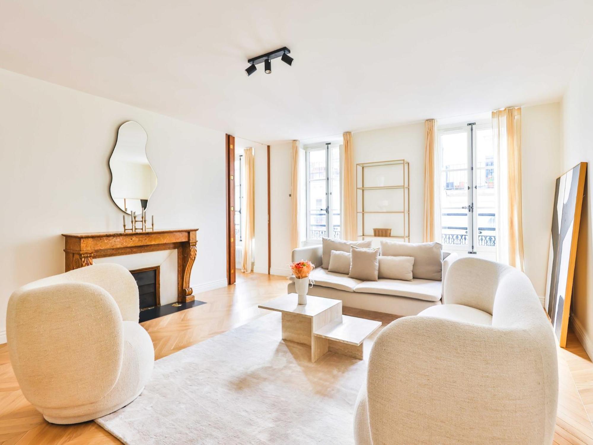 Beautiful Modern 3 Bdr 6p C Ur De Apartment