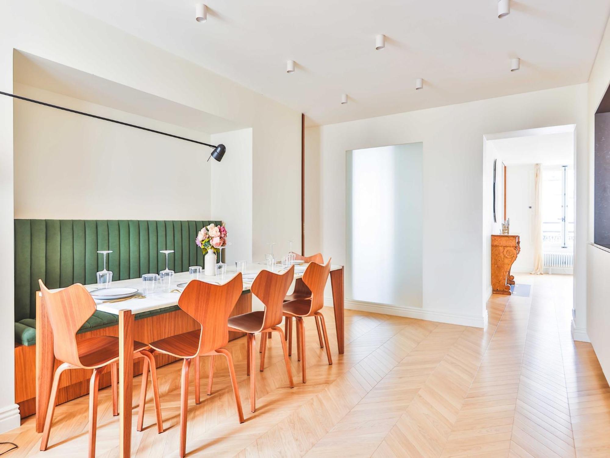 Beautiful Modern 3 Bdr 6p C Ur De Apartment Paris