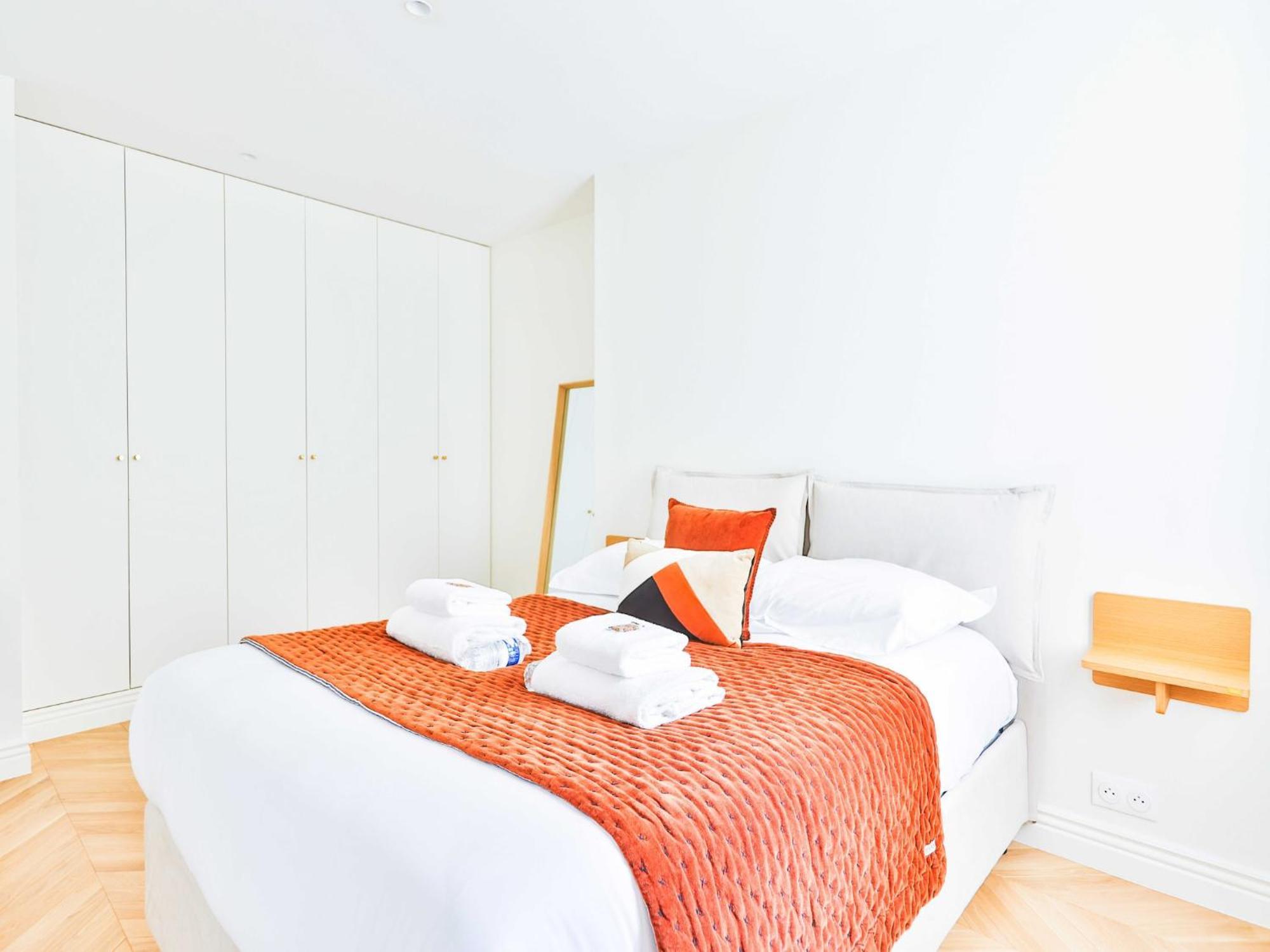Apartment Beautiful Modern 3 Bdr 6p C Ur De