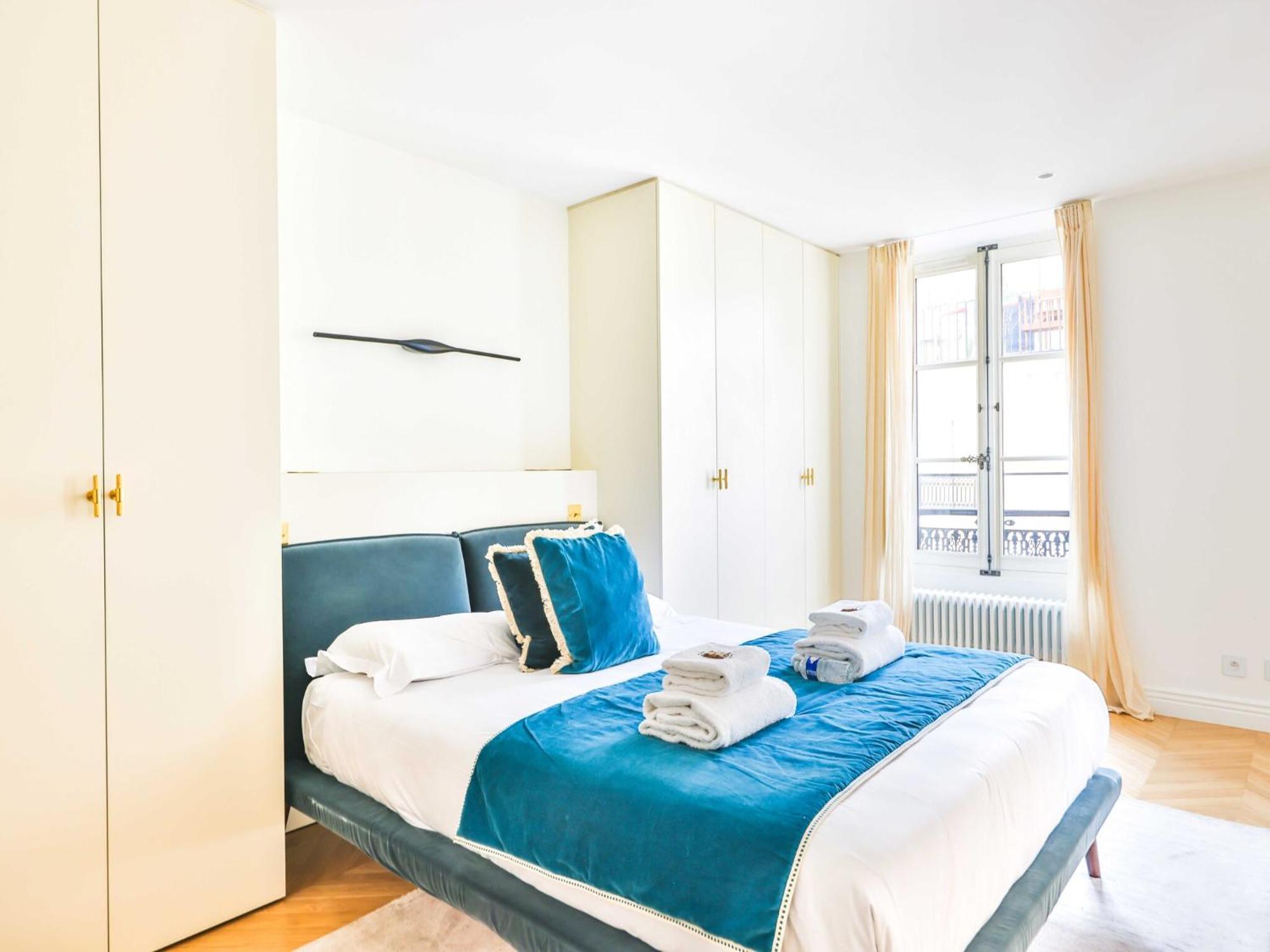 Beautiful Modern 3 Bdr 6p C Ur De *