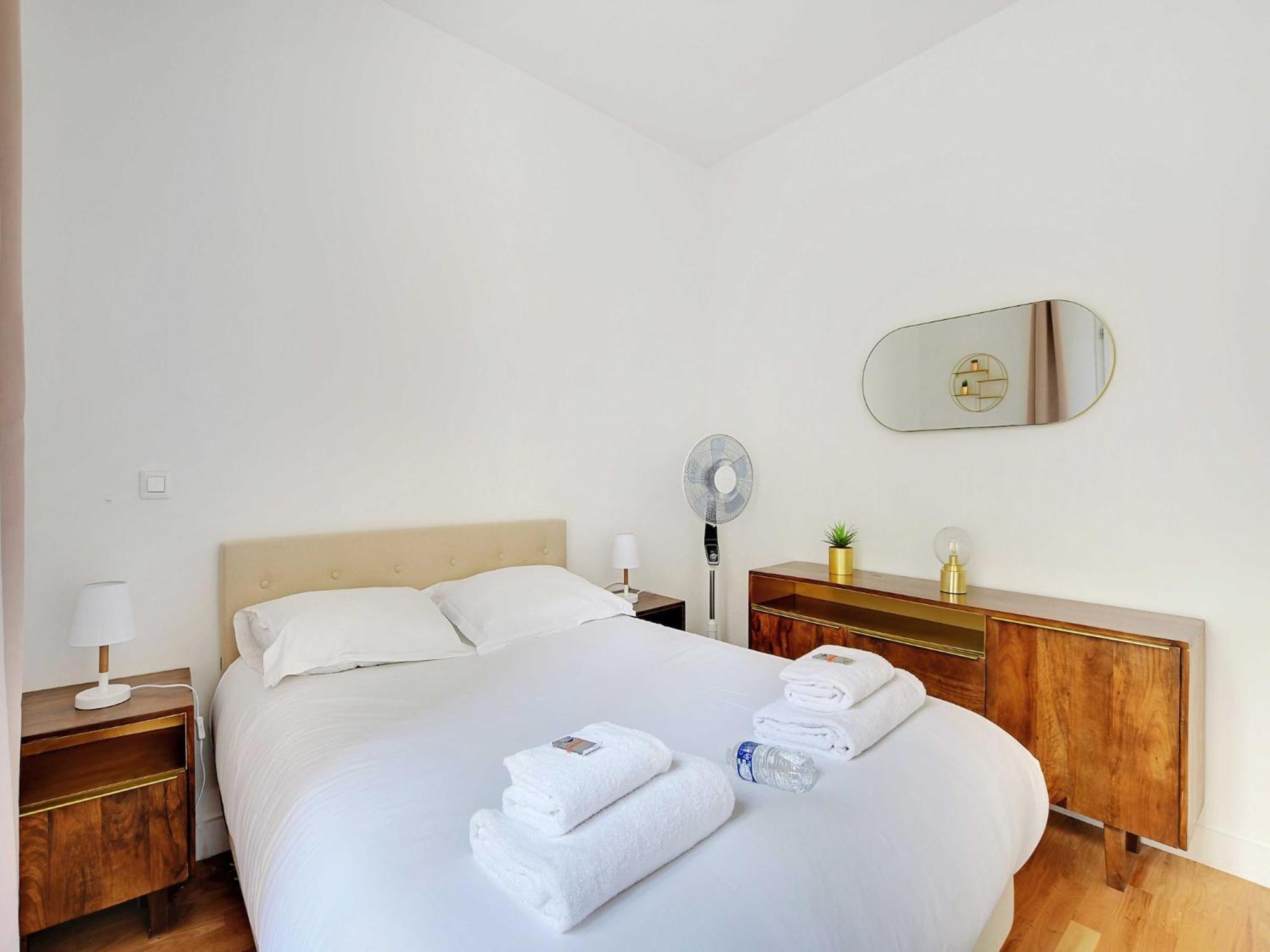Modern Flat - 1bd 4p - Porte Maillot * Paris