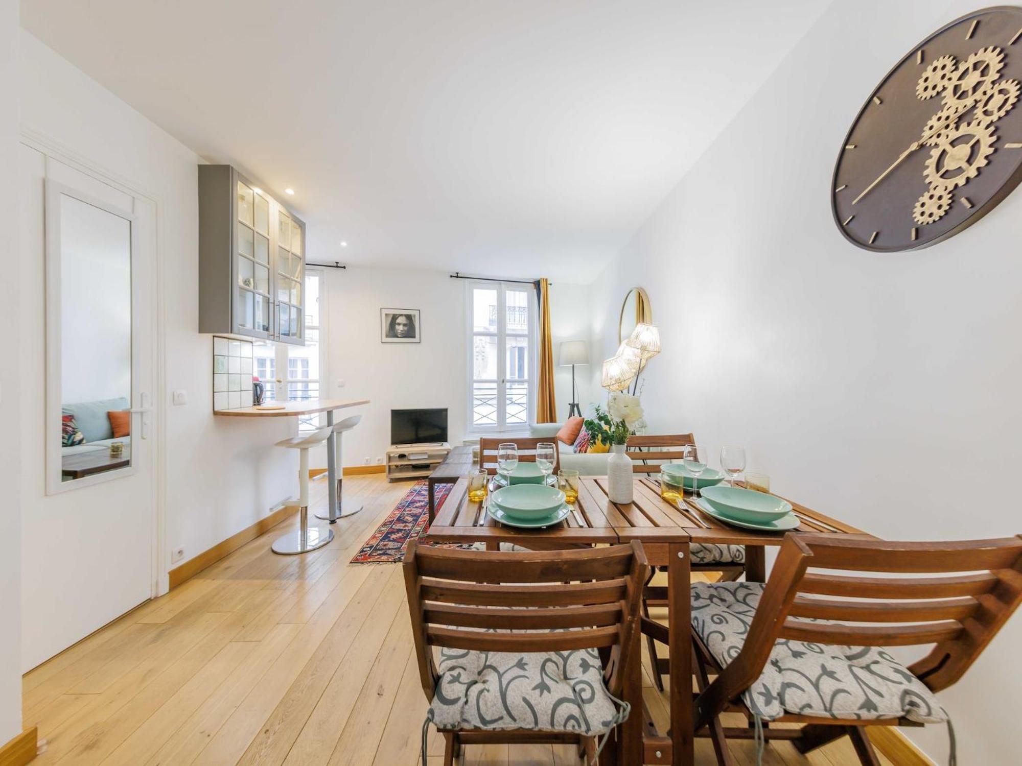 Apartment Charming Near Champ De Mars - Mobility Lease *