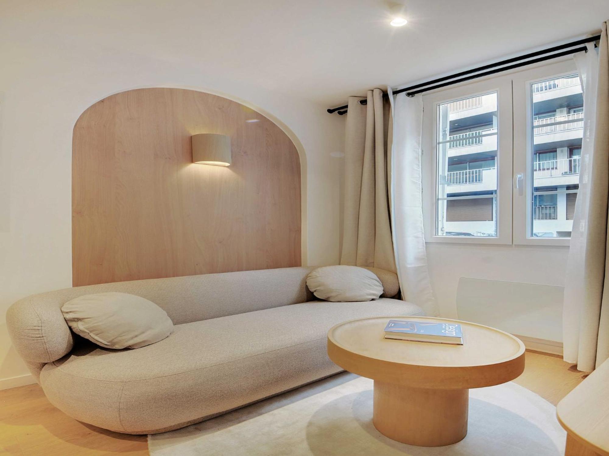 Apartment Charming - 16th District - Mobility Lease
