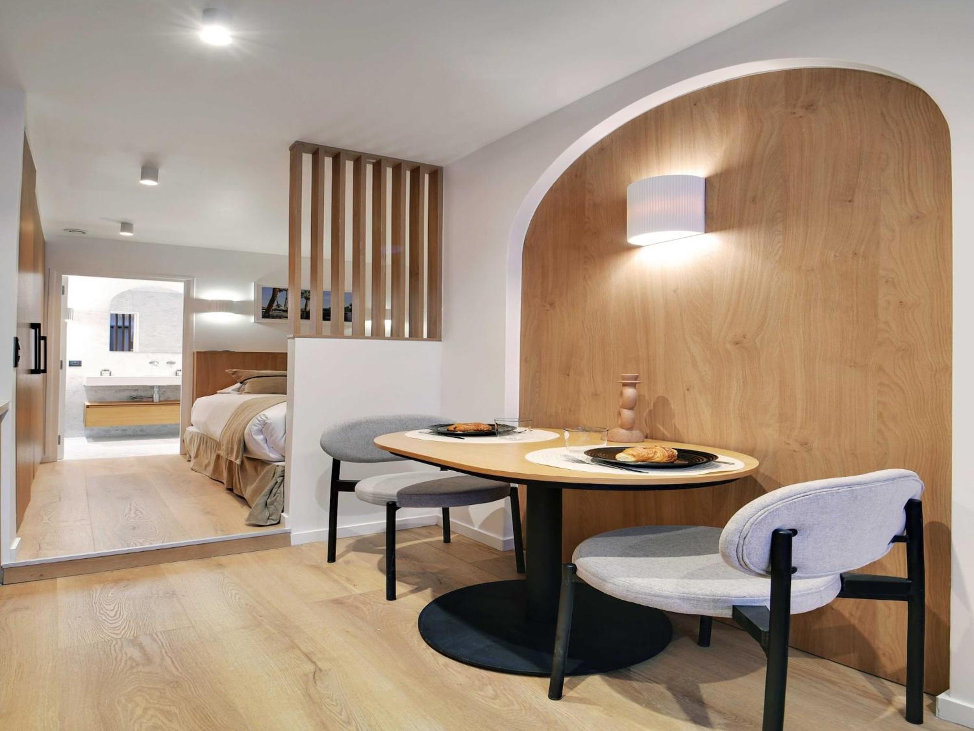 Charming - 16th District - Mobility Lease Apartment Paris