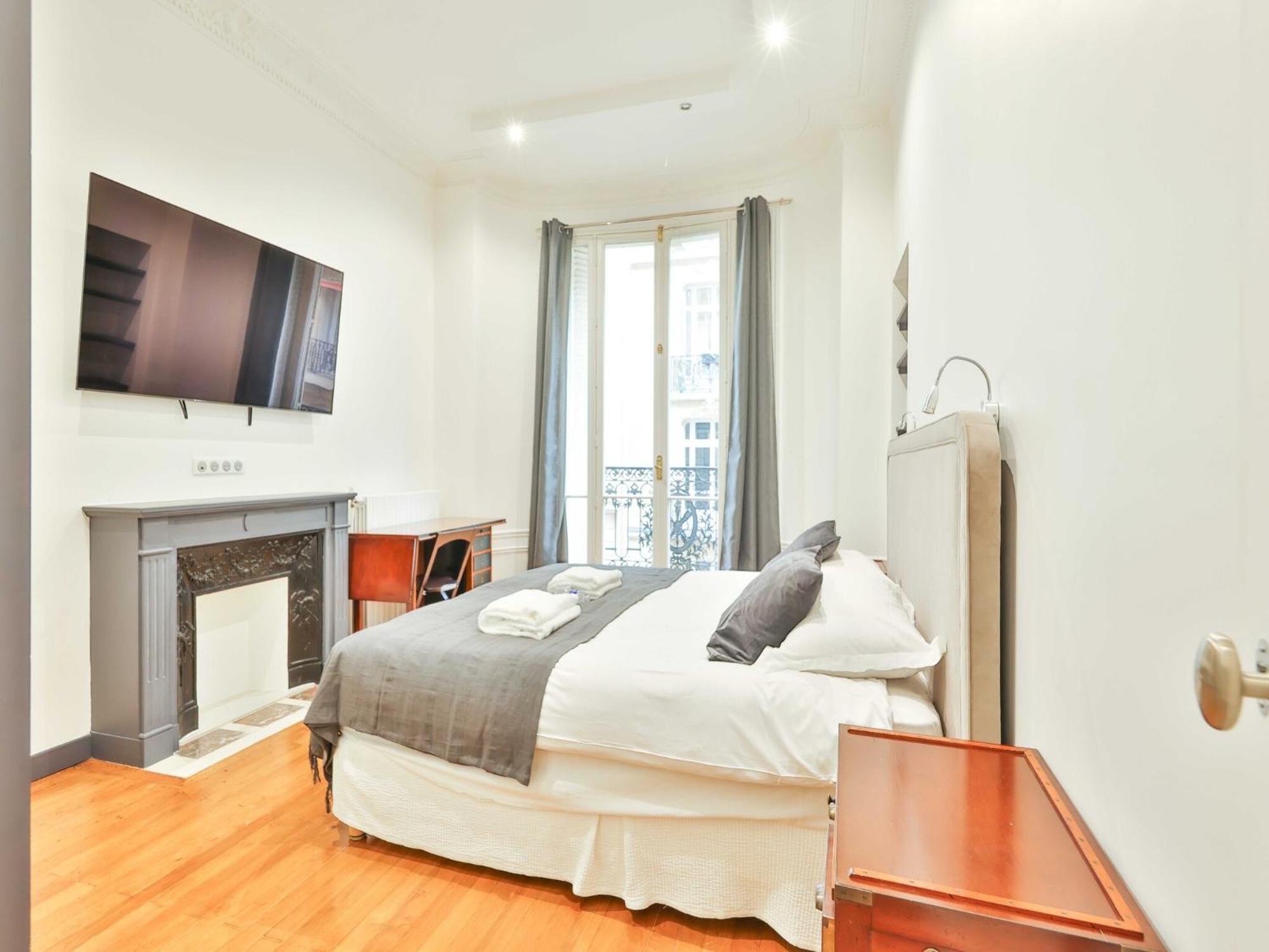 Apartment Exceptional Flat - Near Trocadero - Mobility Lease