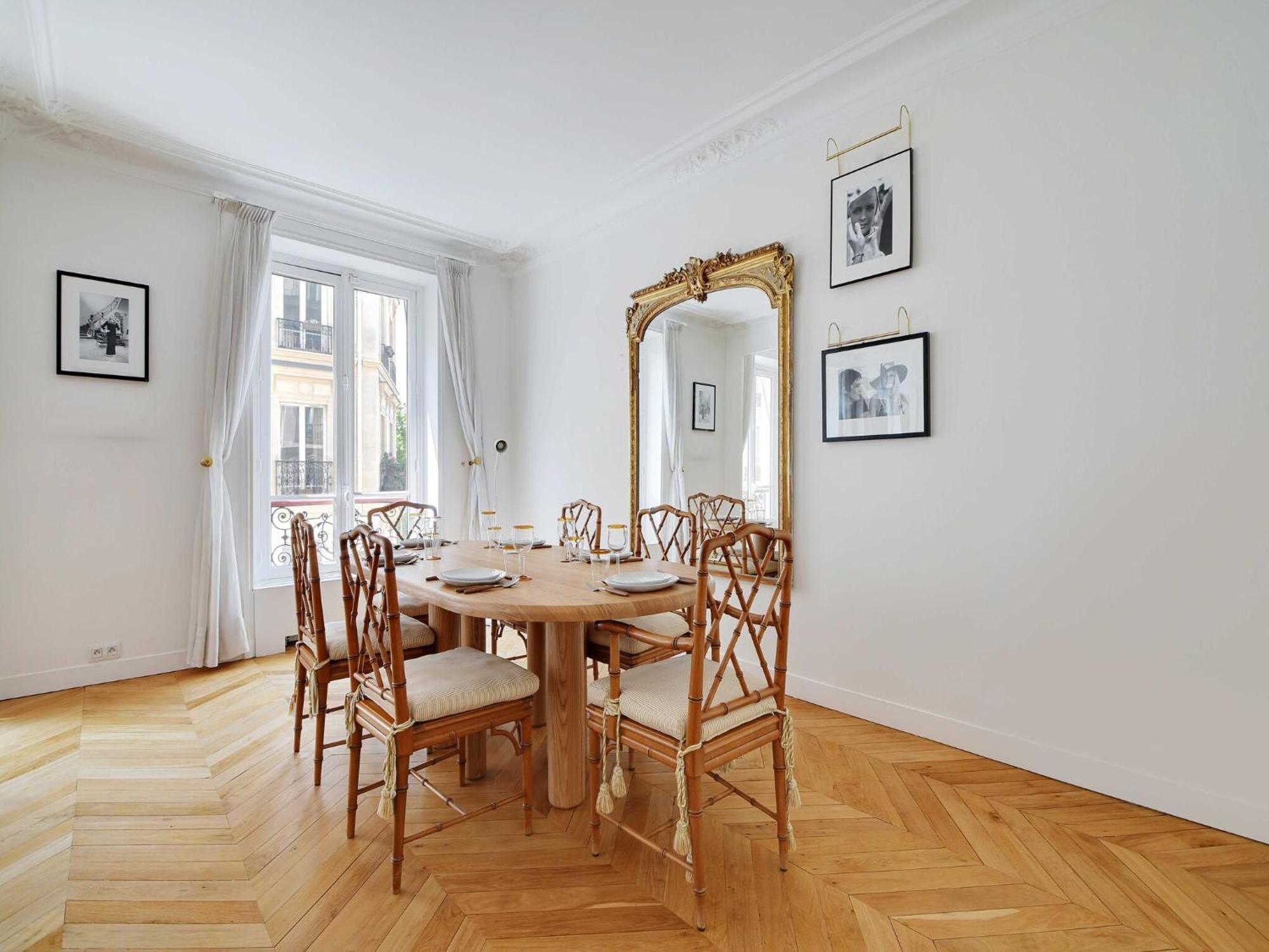 Charm And Modernity - 3bd-6p - Odeon Luxembourg Paris